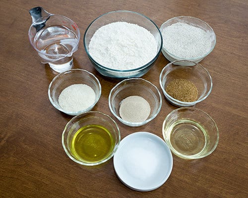 Order Of Ingredients For Zojirushi Bread Machine Recipes / Easy Bread
