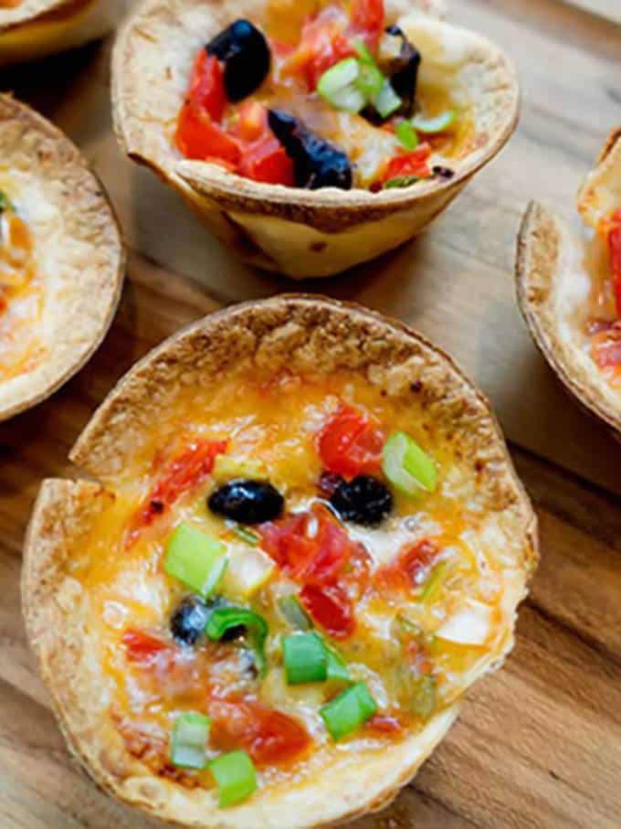 Mini Mexican Chili Tortilla Cups – The Comfort of Cooking