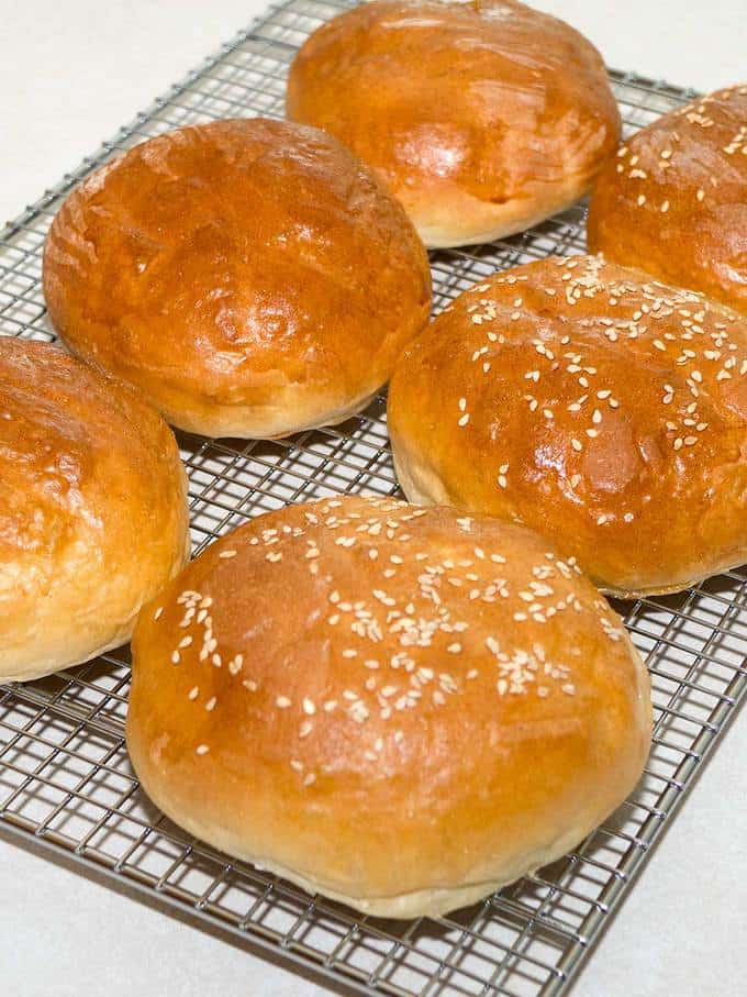 Homemade Hamburger Buns (Bread Machine) - Pudge Factor