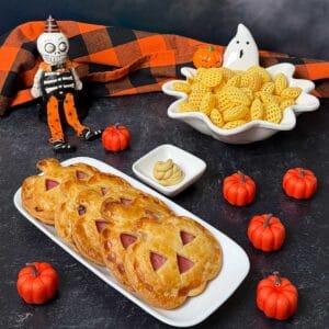 Halloween Jack O'Lantern hand pies.