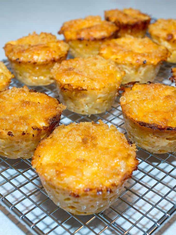 Make Ahead Muffin Tin Mac & Cheese cooling on wire rack