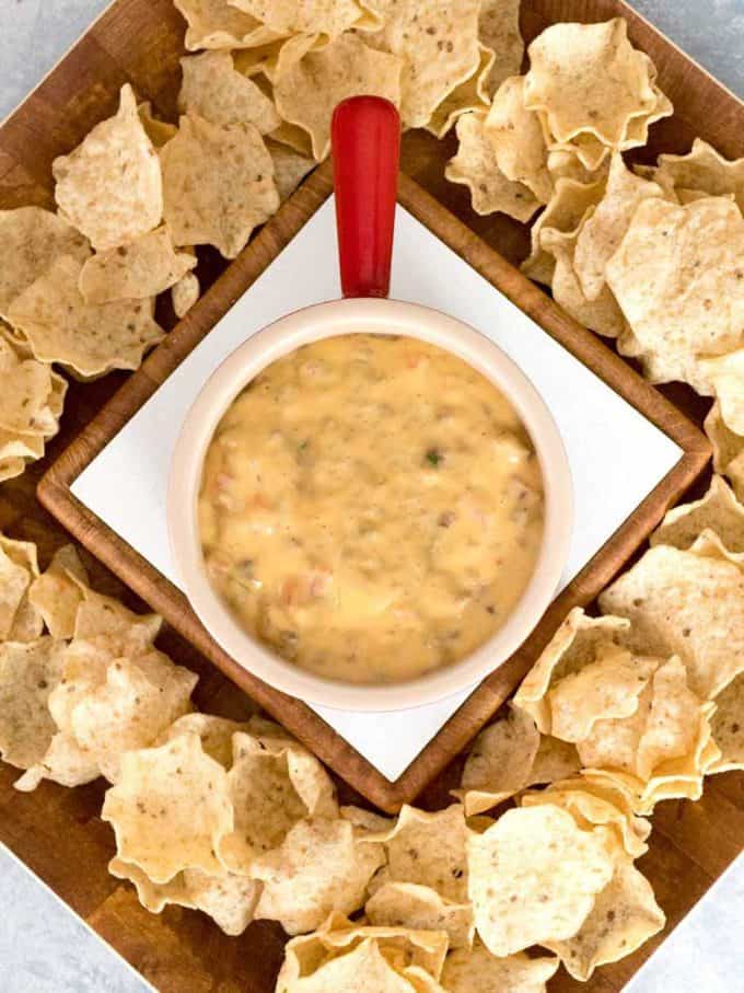 Easy Spicy Sausage Queso Dip Pudge Factor