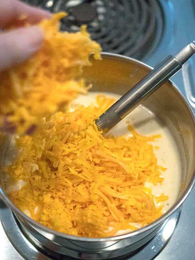 Adding Cheese to Sauce