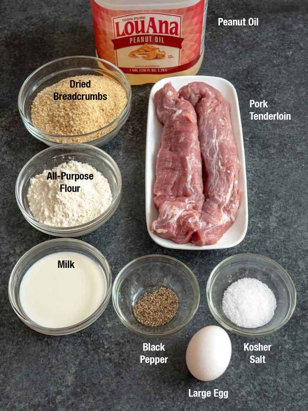 Ingredients for the schnitzel.