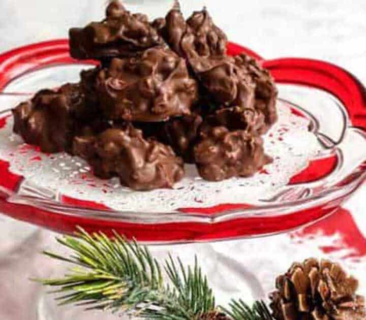 Chocolate pecan toffee clusters