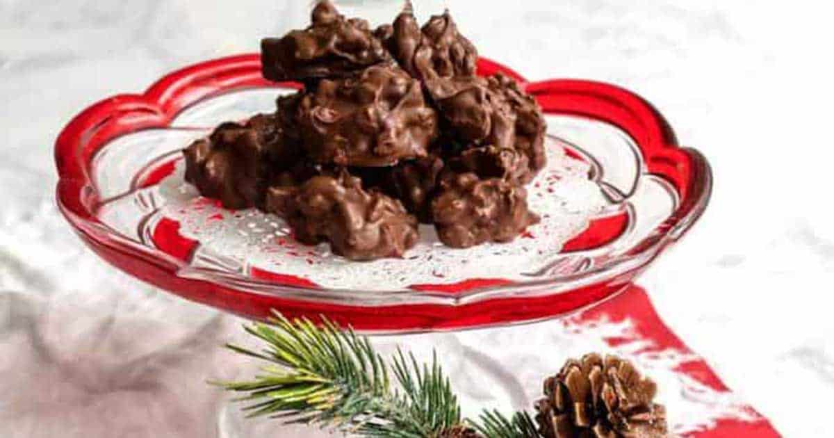 Chocolate pecan toffee clusters
