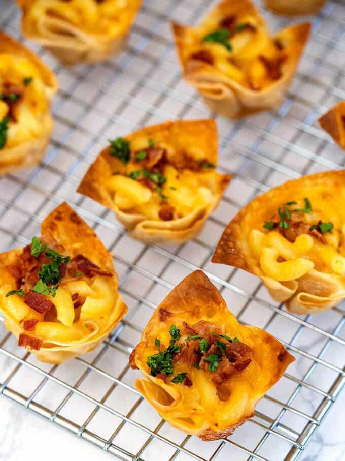 Wonton Mac & Cheese Bites