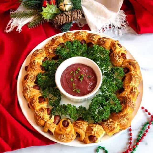 Pigs In A Blanket Wreath Pudge Factor