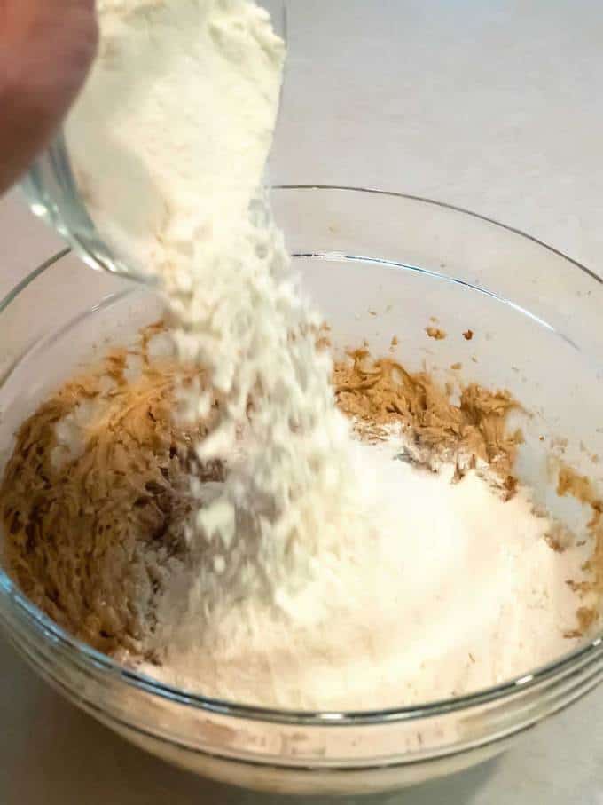 Adding Flour to cookie dough