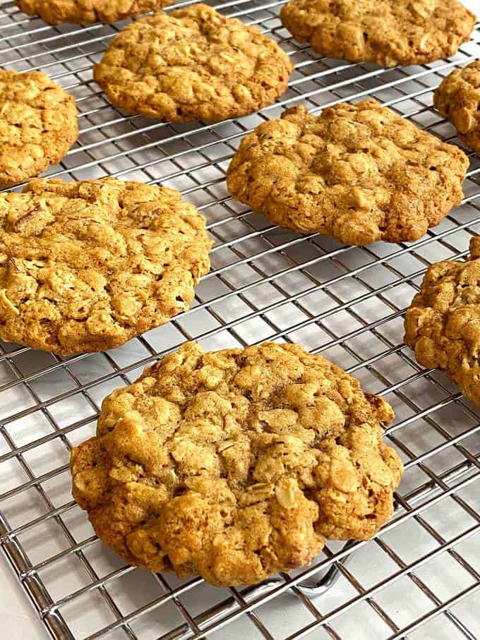 Cookies cooling on wire rack