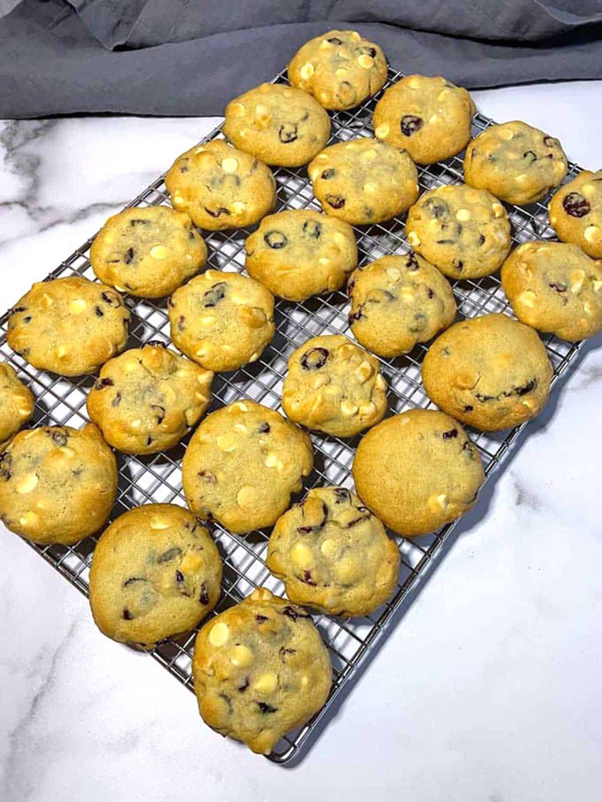 Cookies cooling on wire rack.