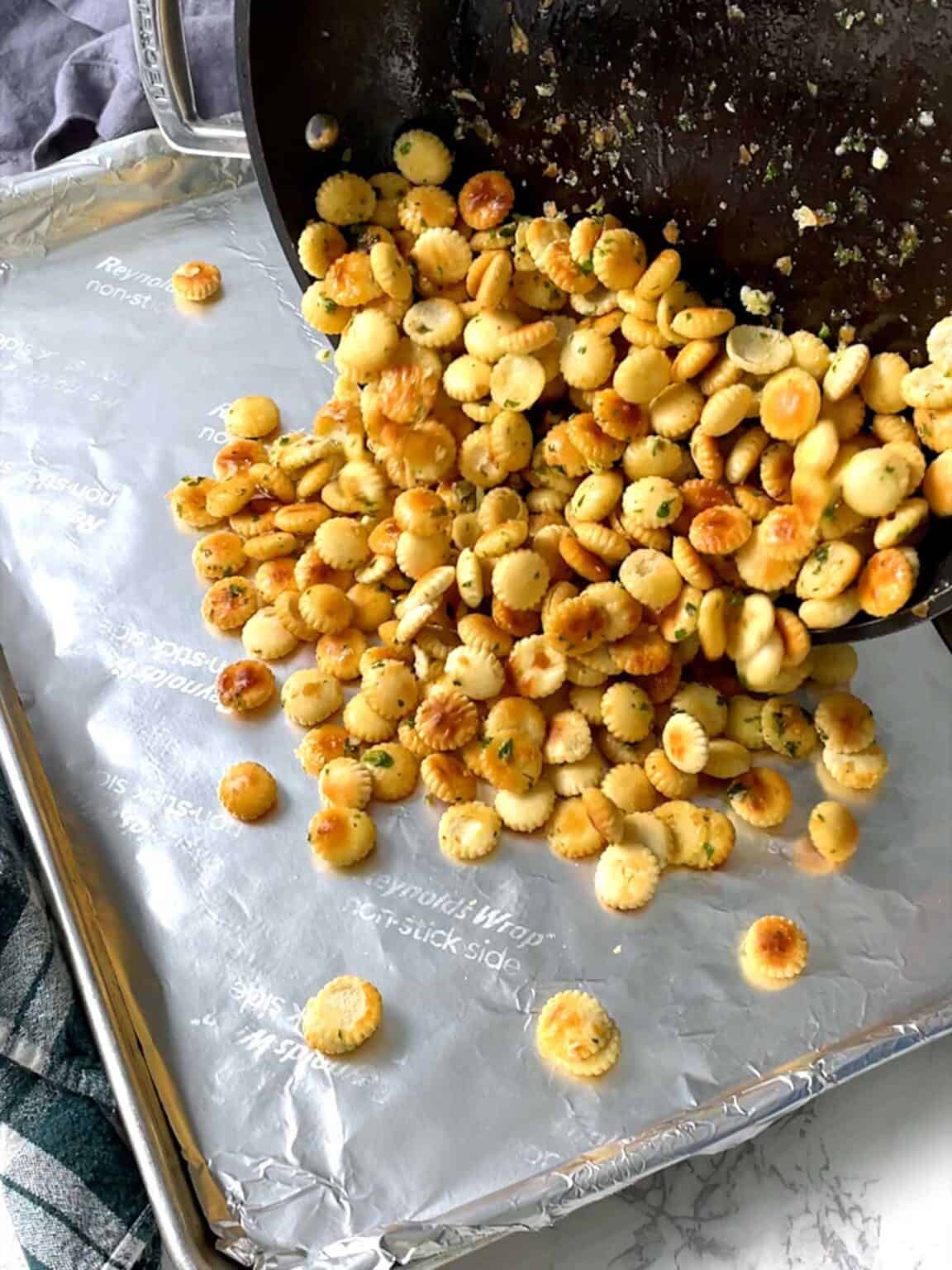 Easy Parmesan Garlic Oyster Crackers A Perfect Snack Pudge Factor