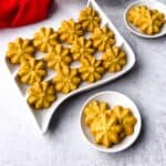 Southern Cheese Spritz Crackers