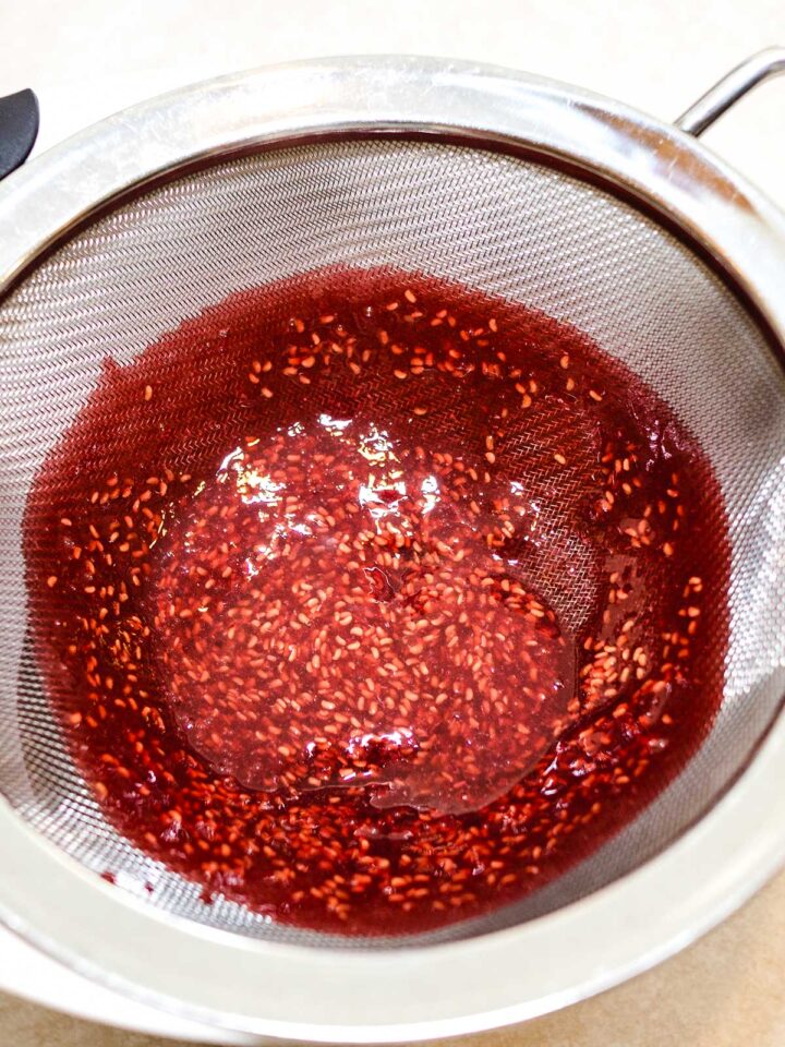 Coeur à la Crème with Grand Marnier Raspberry Sauce Pudge Factor