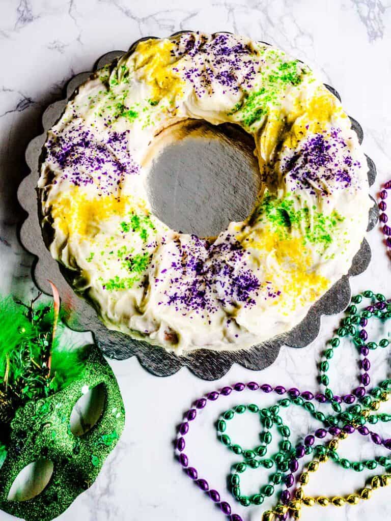 cinnamon roll mardi gras cake