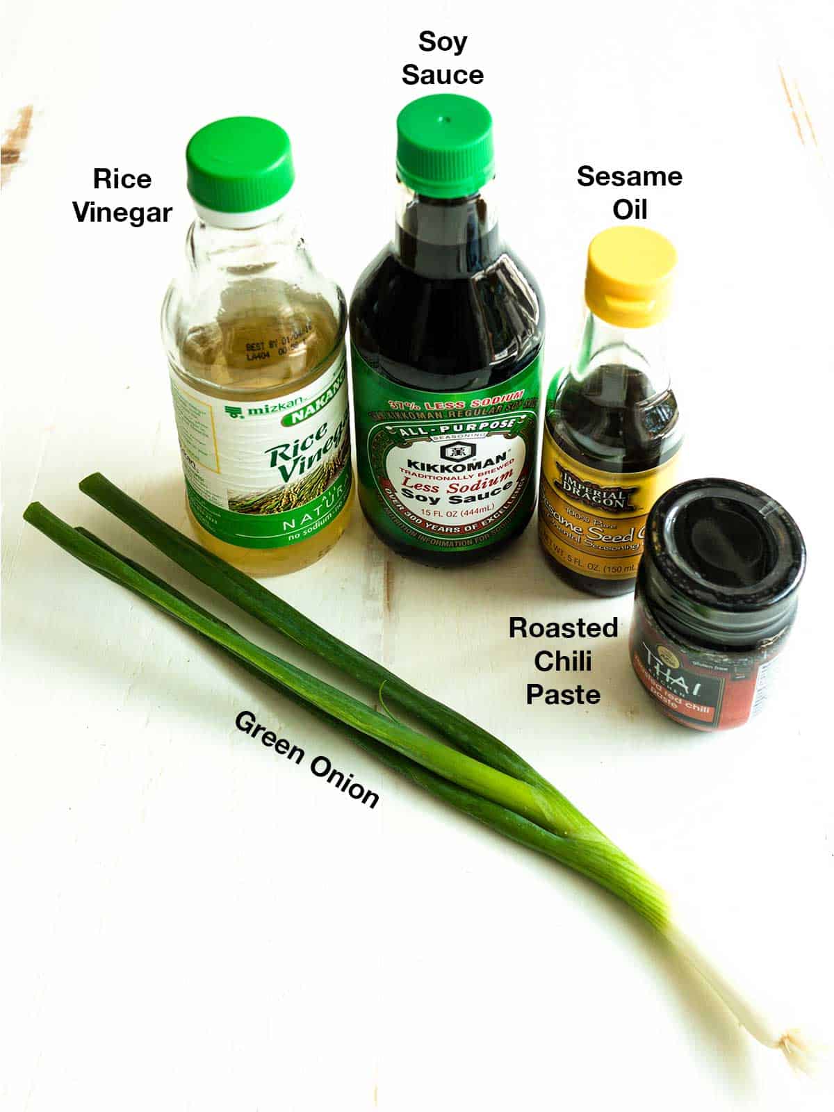 Ingredients for spicy dipping sauce.
