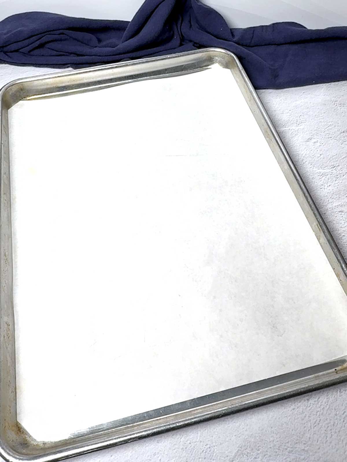 Baking sheet lined with parchment paper