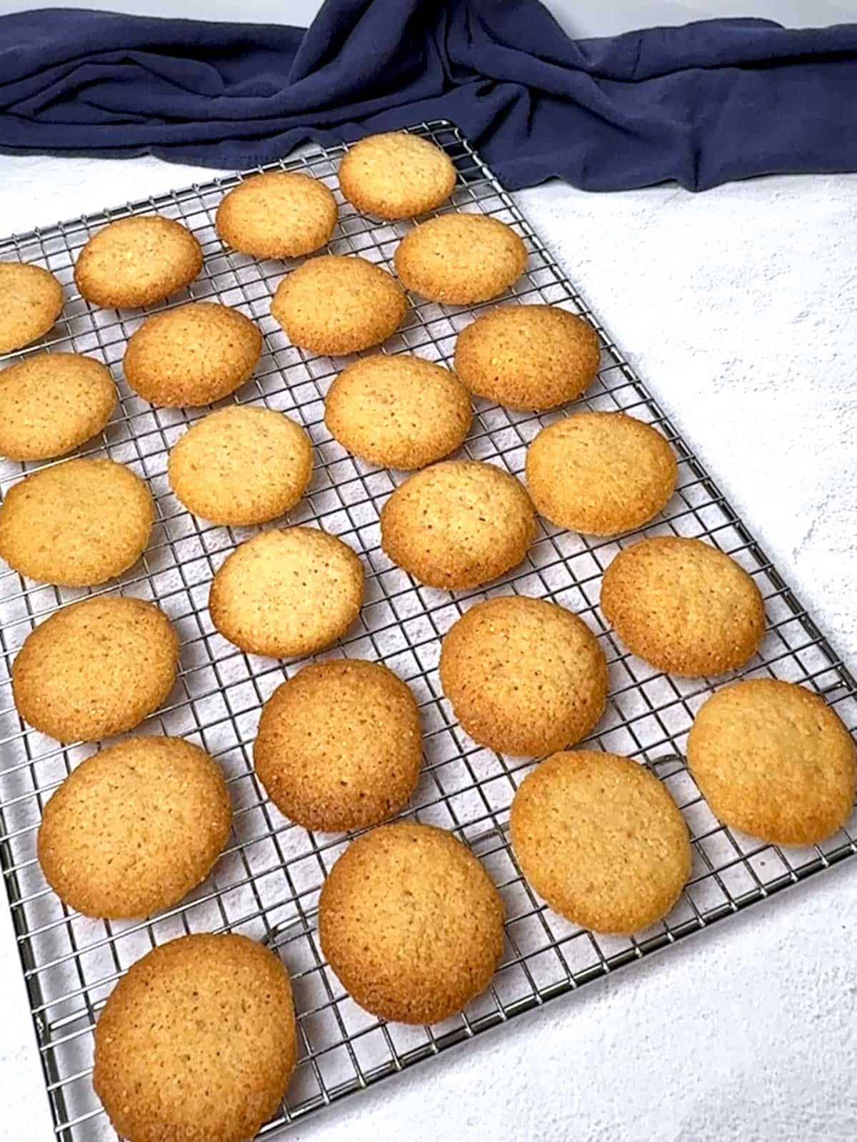 Cookies cooling on wire rack.