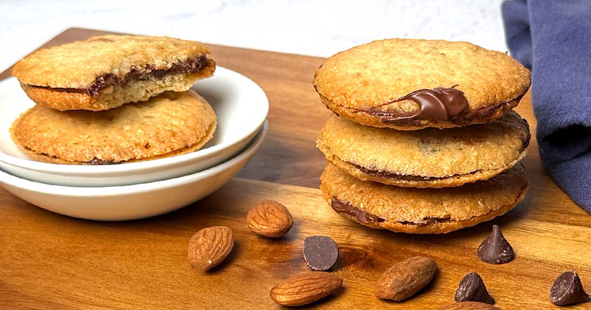 Almond and chocolate sandwich cookies.