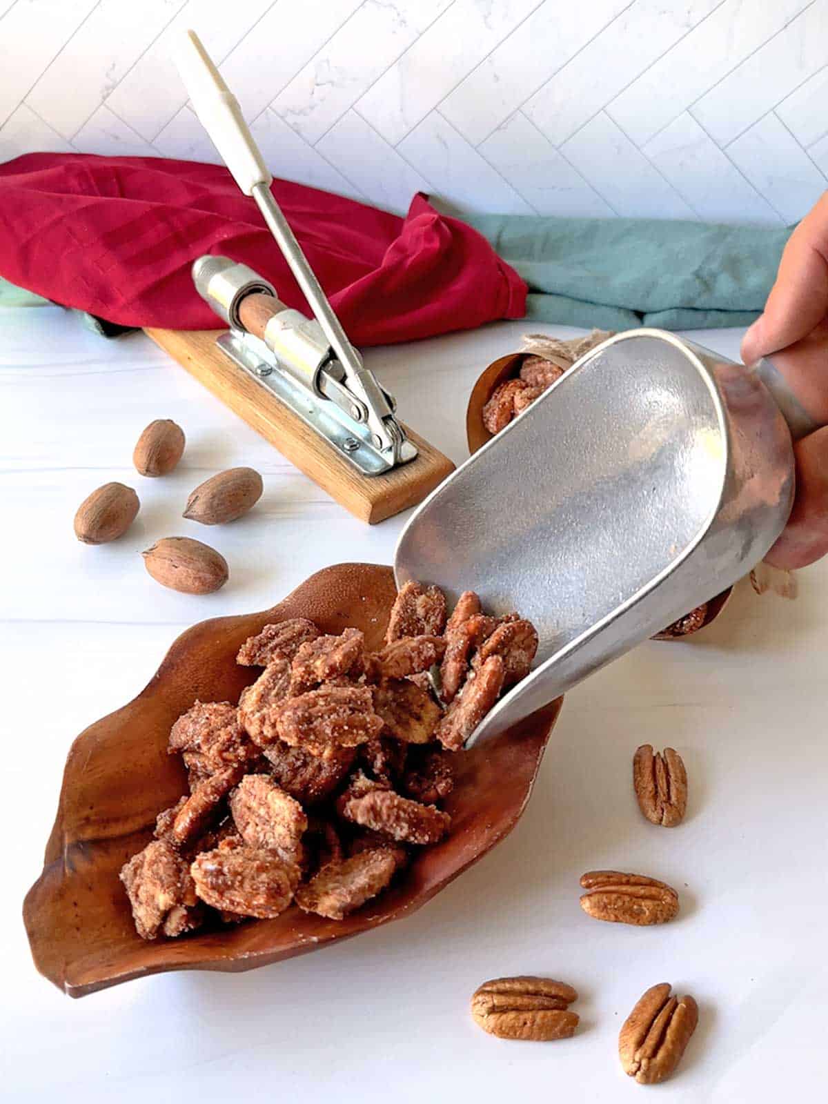 Easy Southern Homemade Stovetop  Caramelized Pecans. 