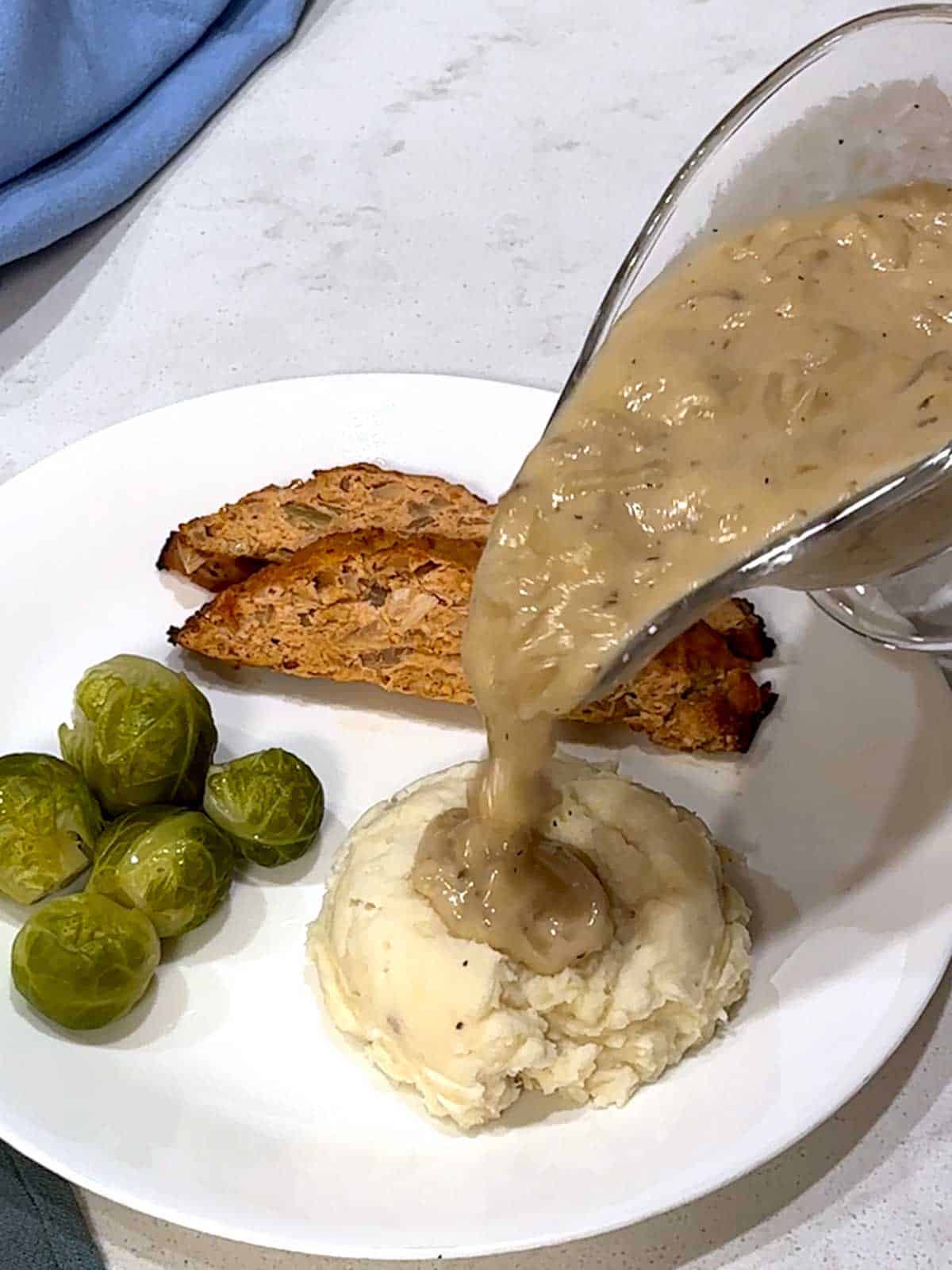 Easy Onion Gravy - Hungry Healthy Happy