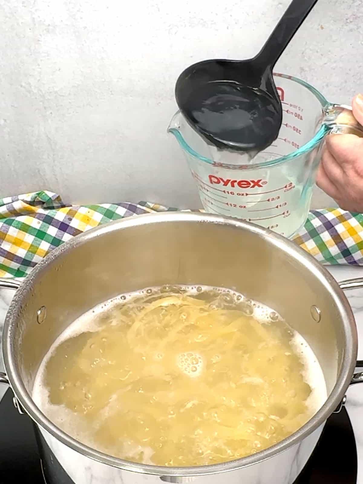 reserving pasta water