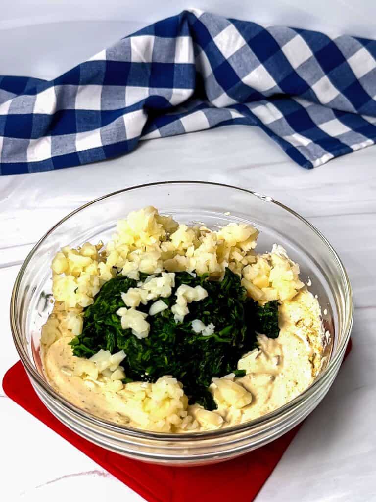 Cold Spinach Dip in a Bread Bowl Pudge Factor