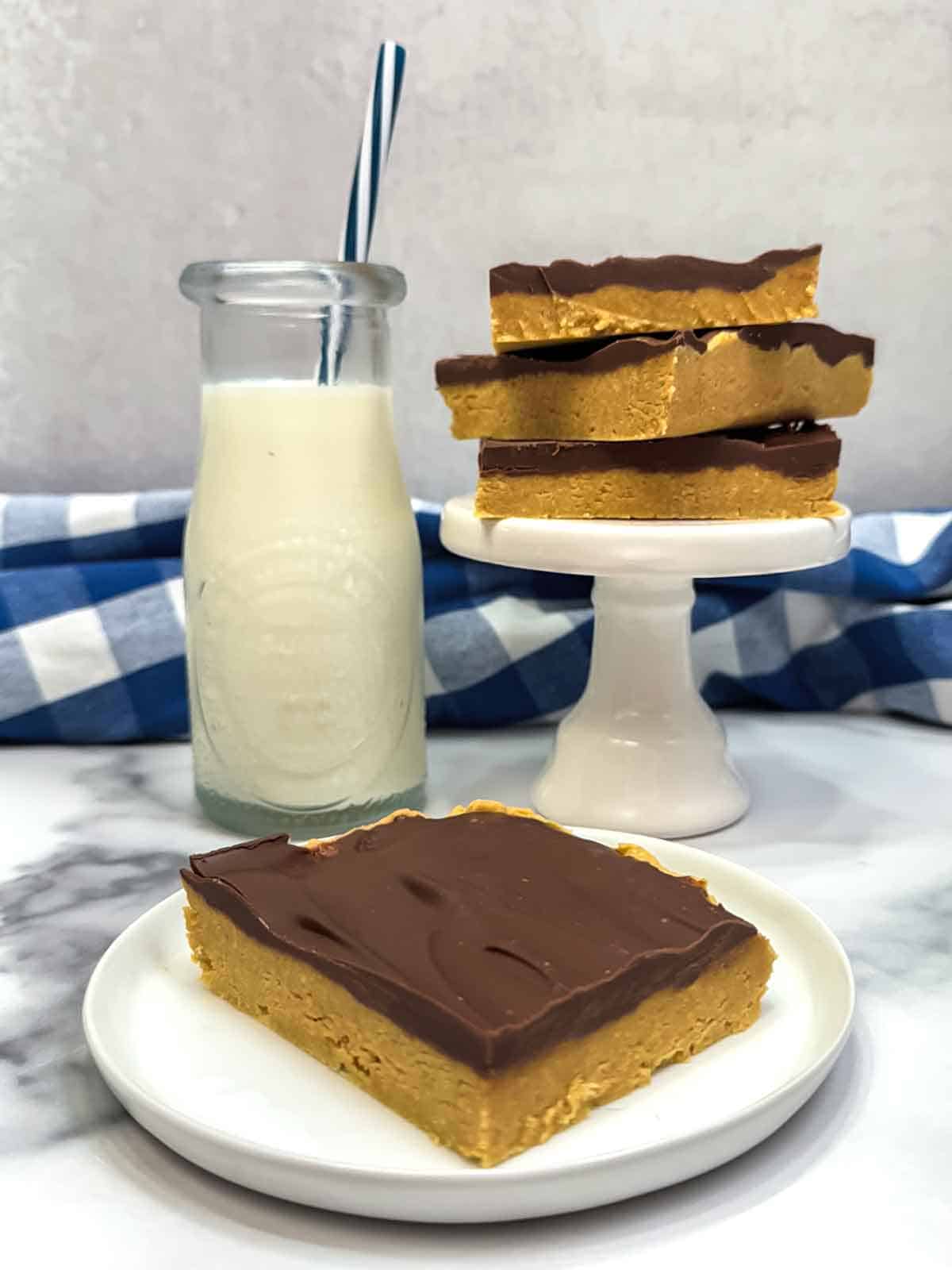 Easy No-Bake Peanut Butter and Chocolate Bars
