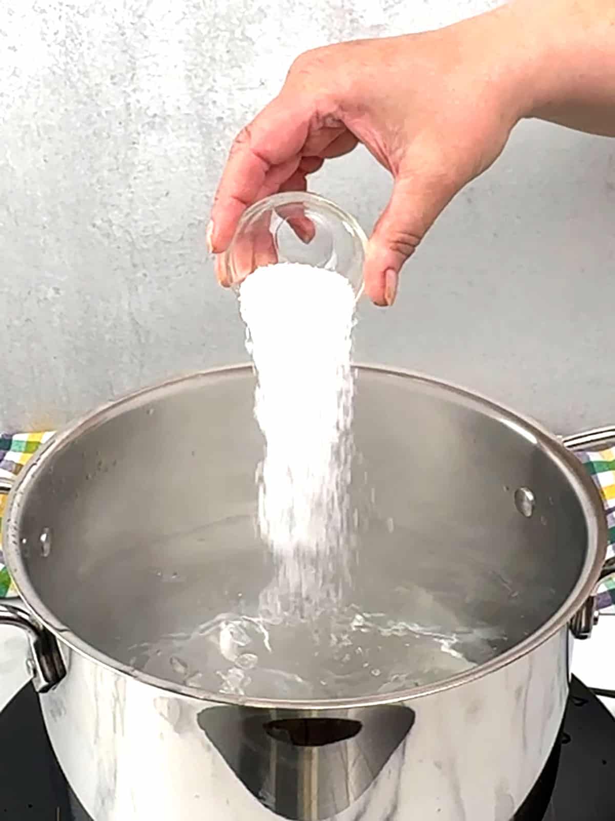 salting pasta water
