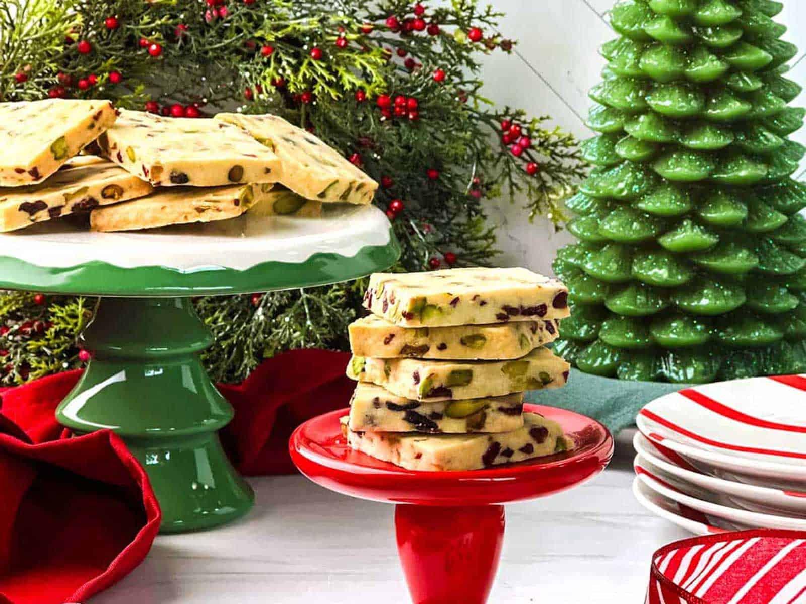 Cranberry Pistachio Shortbread Cookies