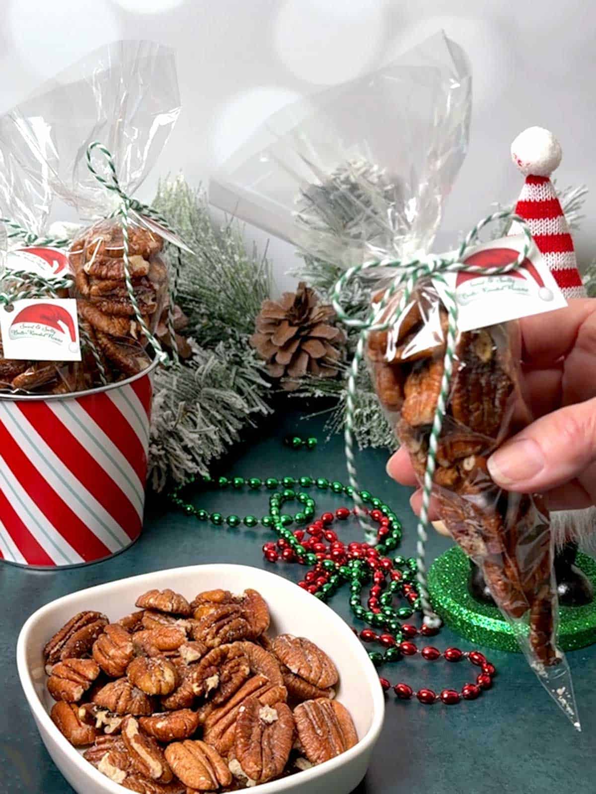 Roasted pecans for gifting.
