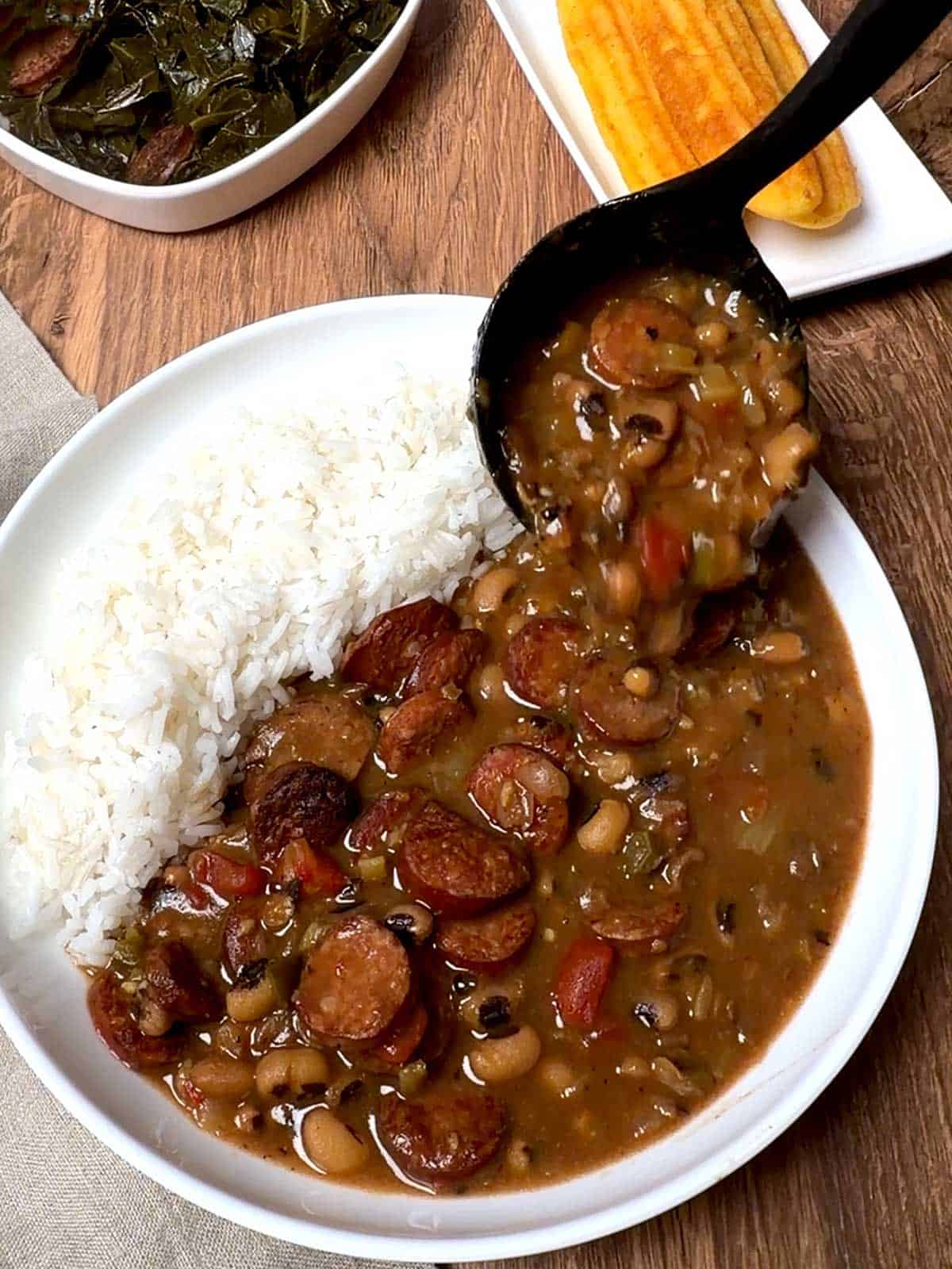 Serving black eyed pea gumbp.