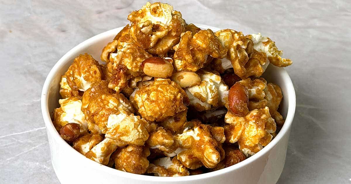Cracker Jack-Style Caramel Corn