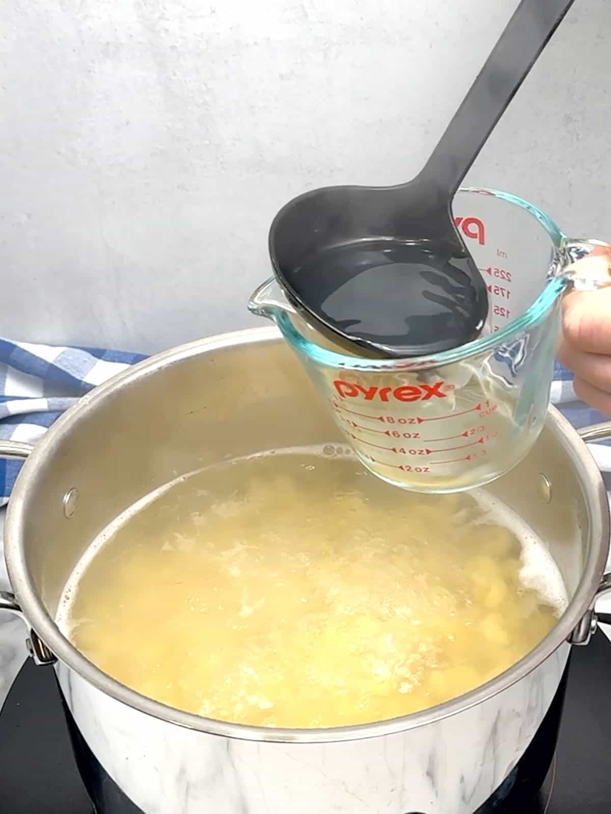 reserving pasta water