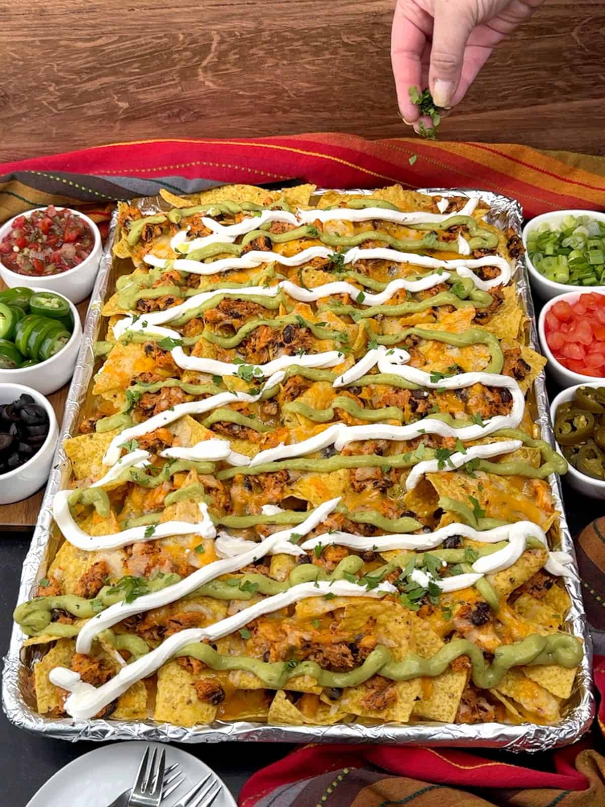 topping Ultimate Spicy Chicken & Black Bean Nachos