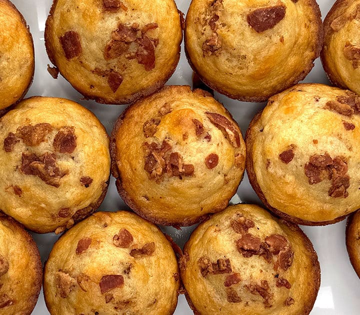 Quick & Easy Maple Bacon Pancake Muffins