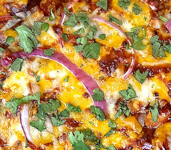 Easy Barbecue Chicken Flatbread Pizzas