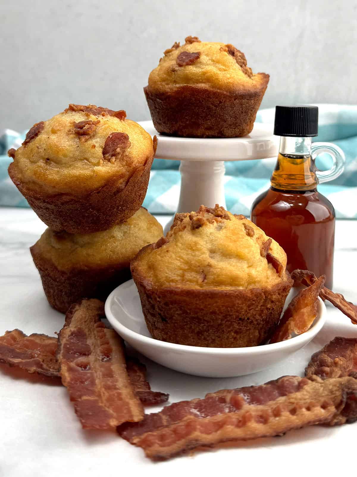 Quick & Easy Maple Bacon Pancake Muffins