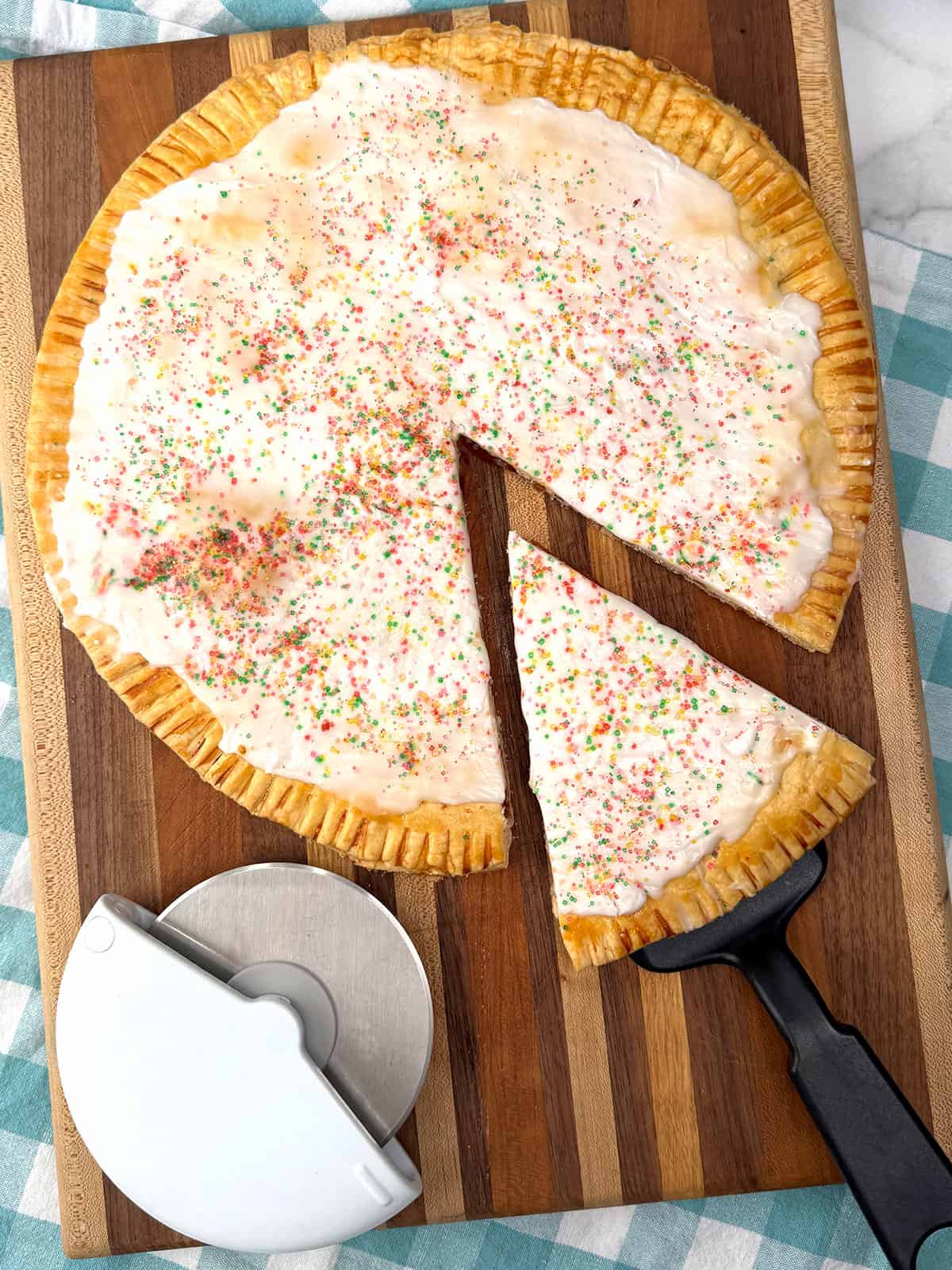 Easy Giant Strawberry Frosted Pop-Tart