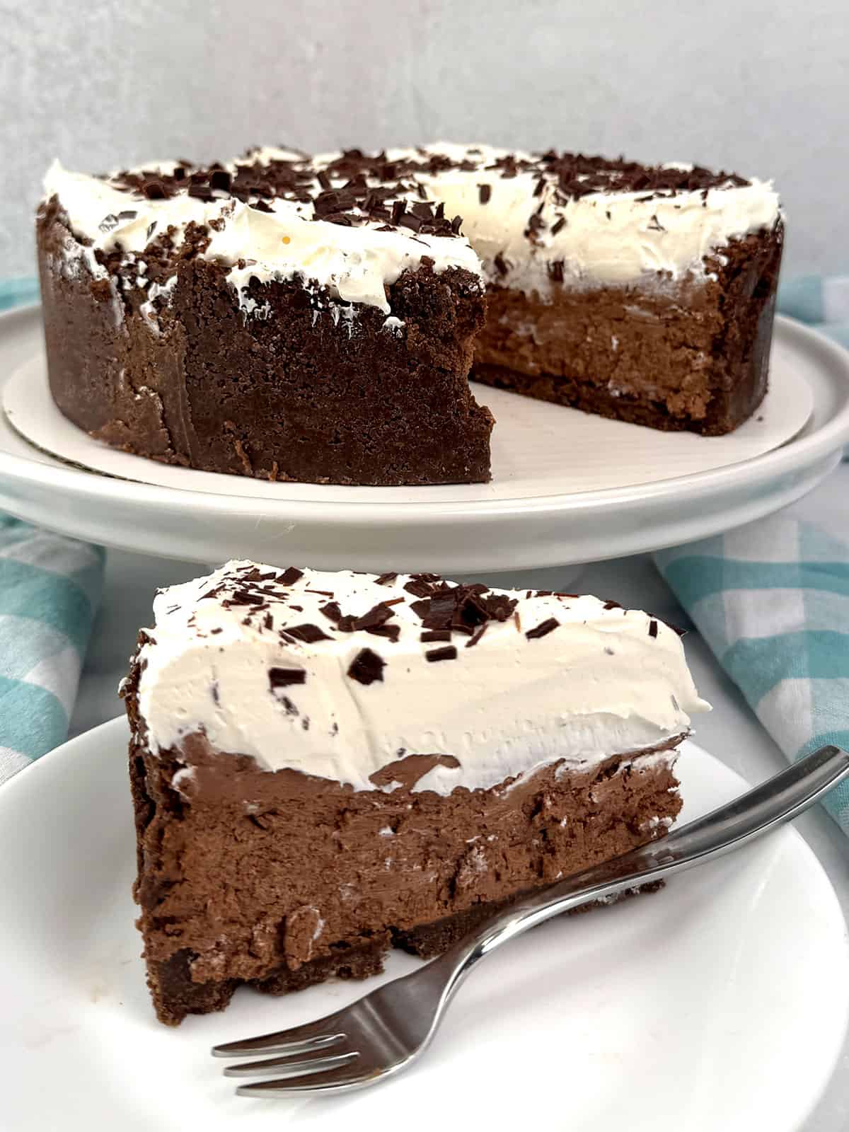 Easy No-Bake Chocolate Cheesecake