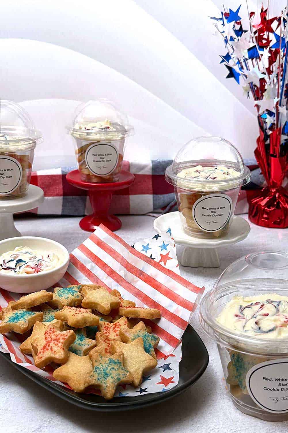 Star cookie cups.