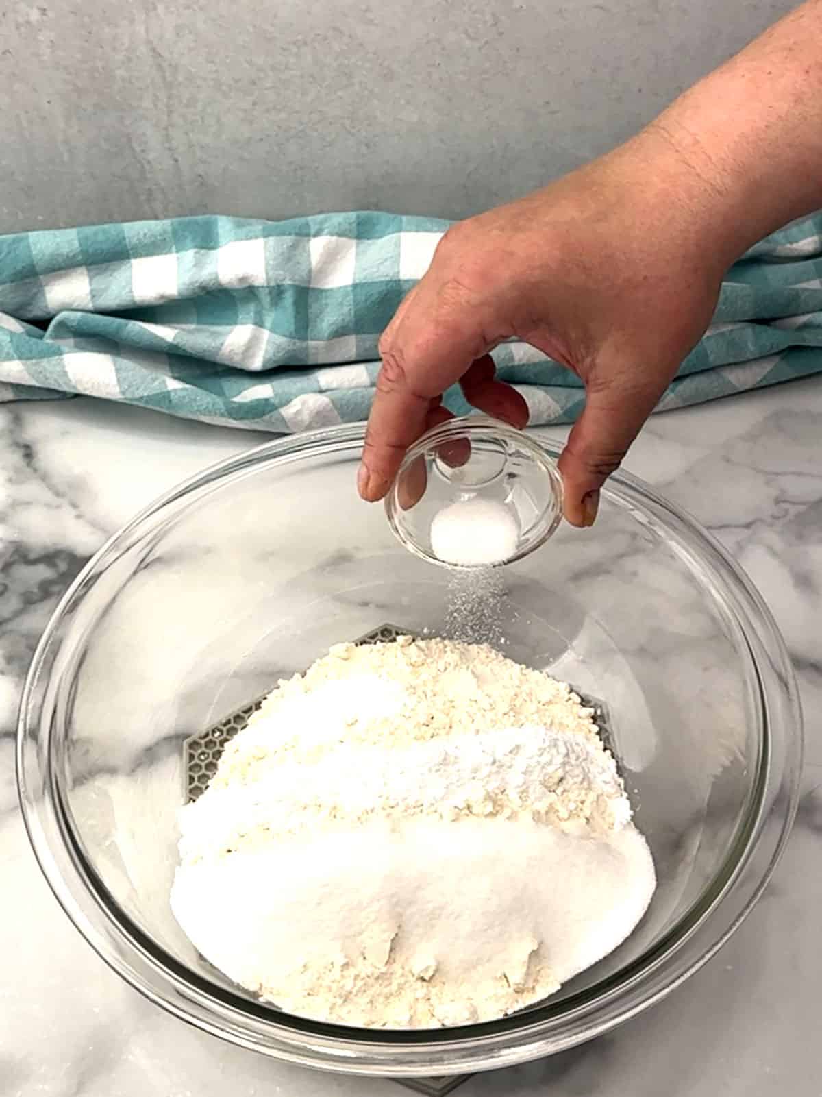 Combining dry ingredients