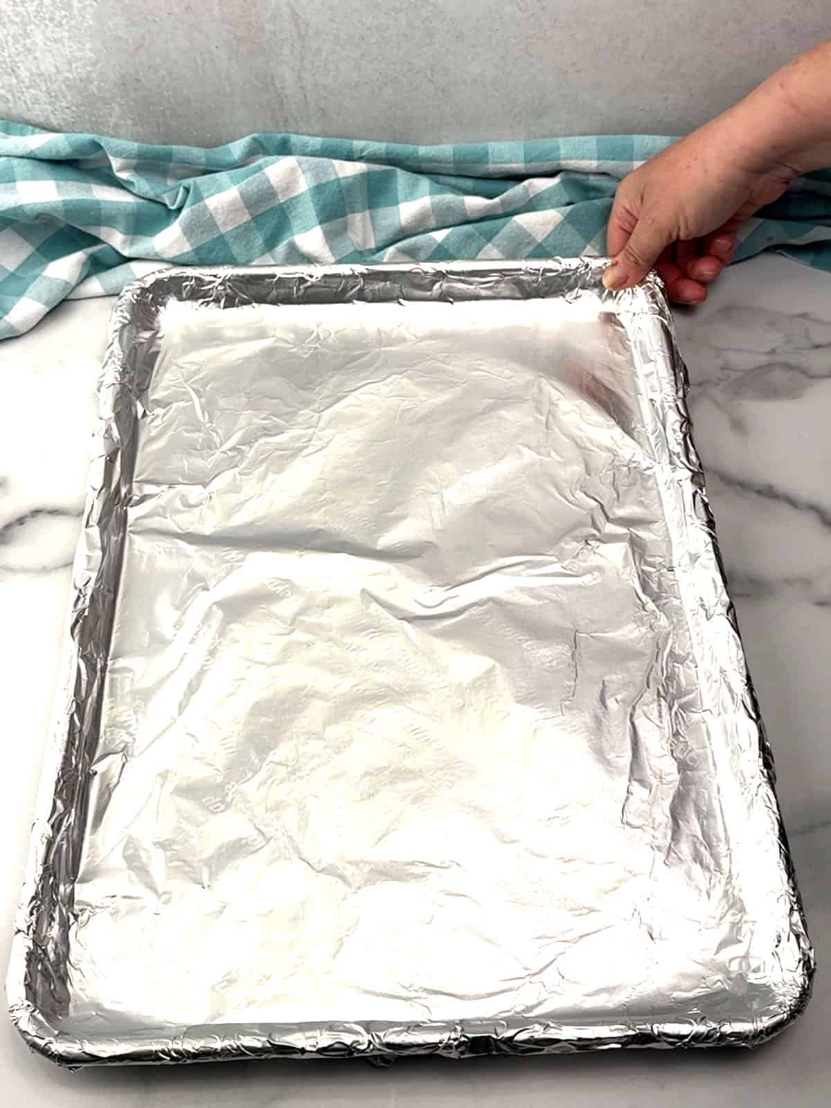 wrapping pans in foil