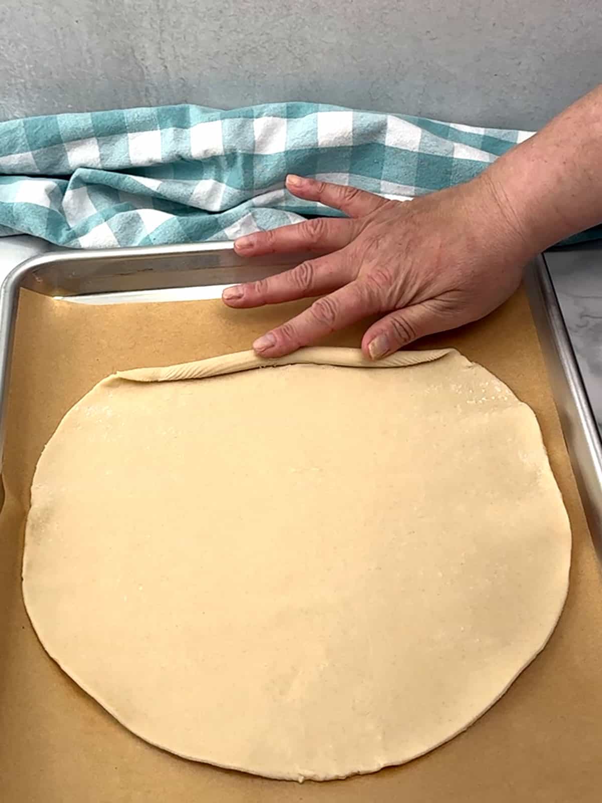 unrolling pie crust