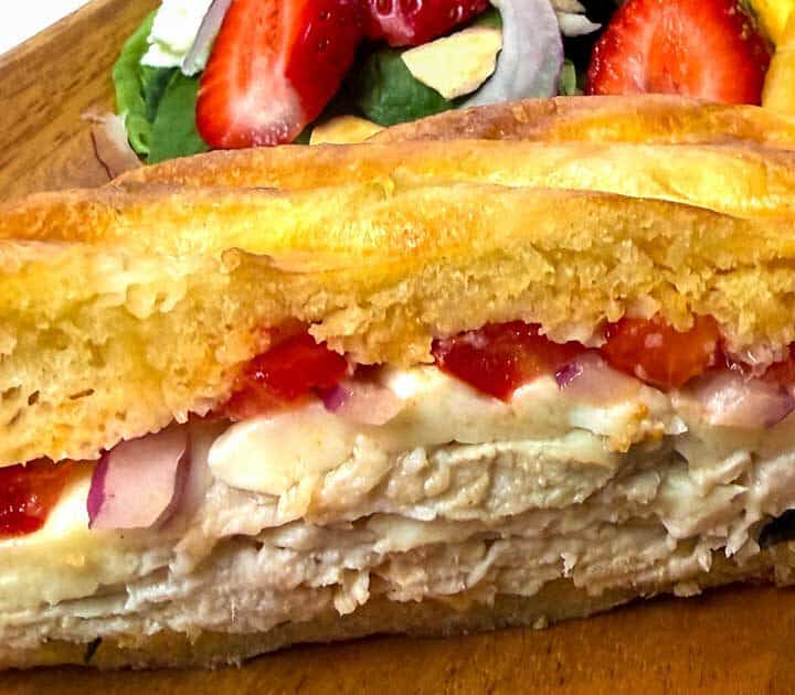 Copycat Frontega Chicken Sandwich.