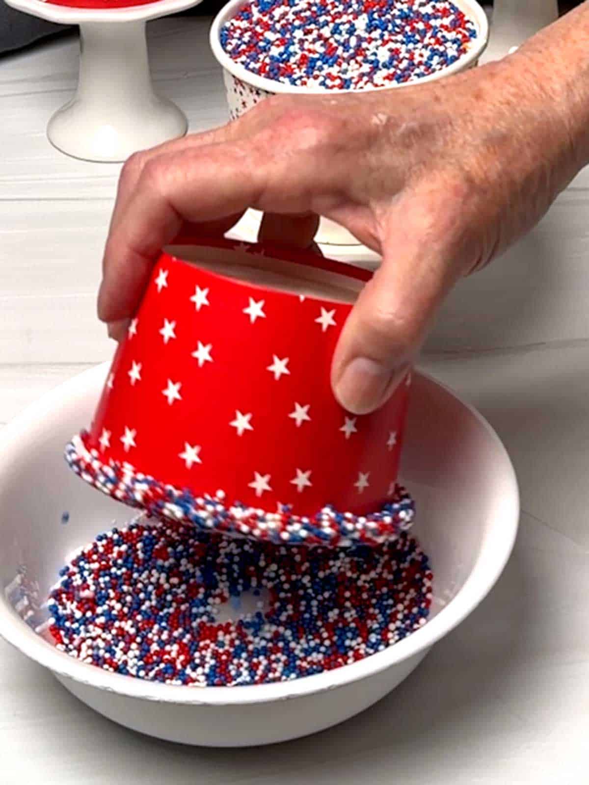 Nonpareils on the cup rim.