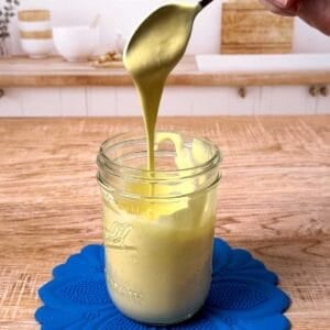 Easy British-style salad cream.