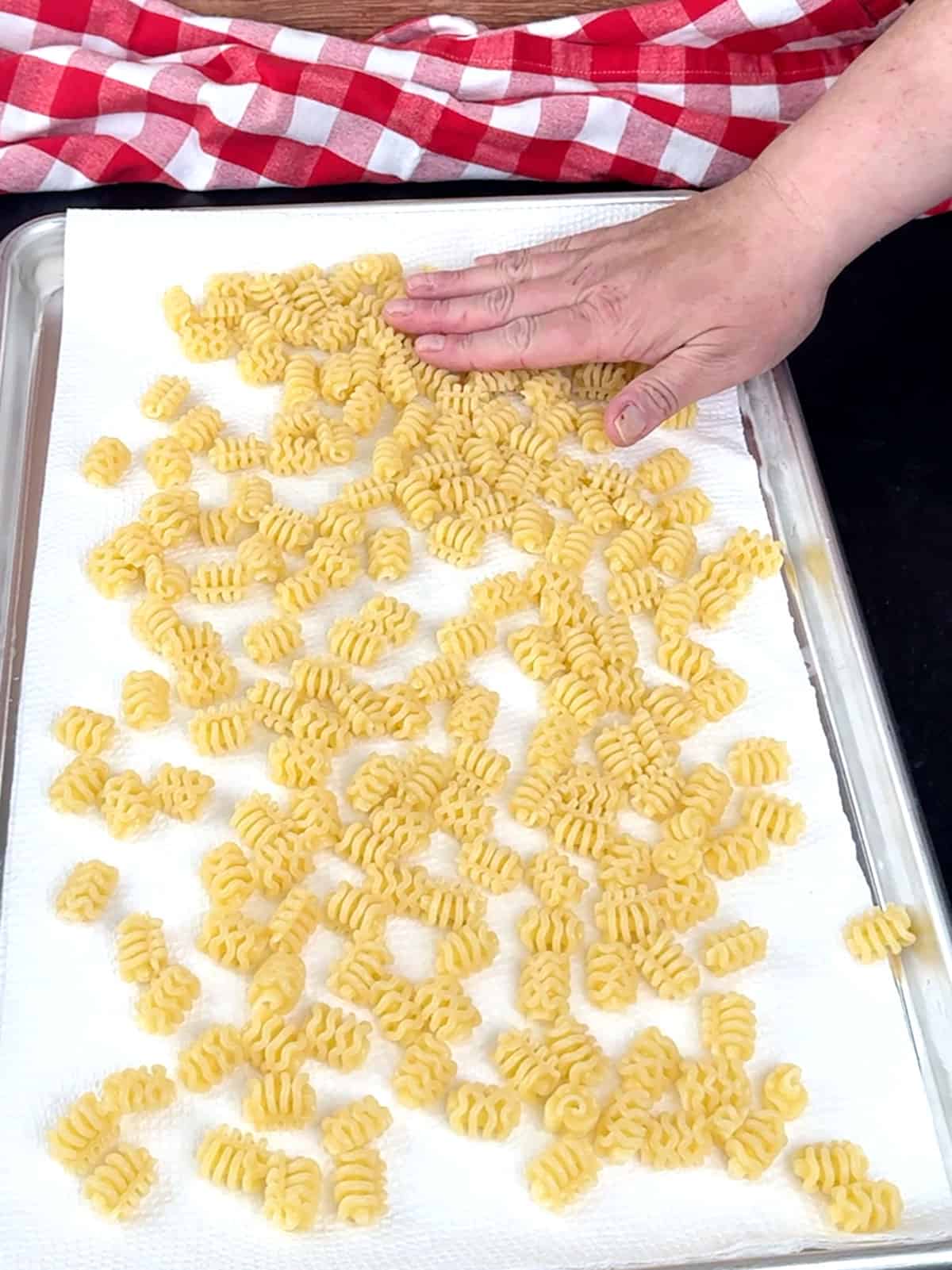 drying pasta on paper towels
