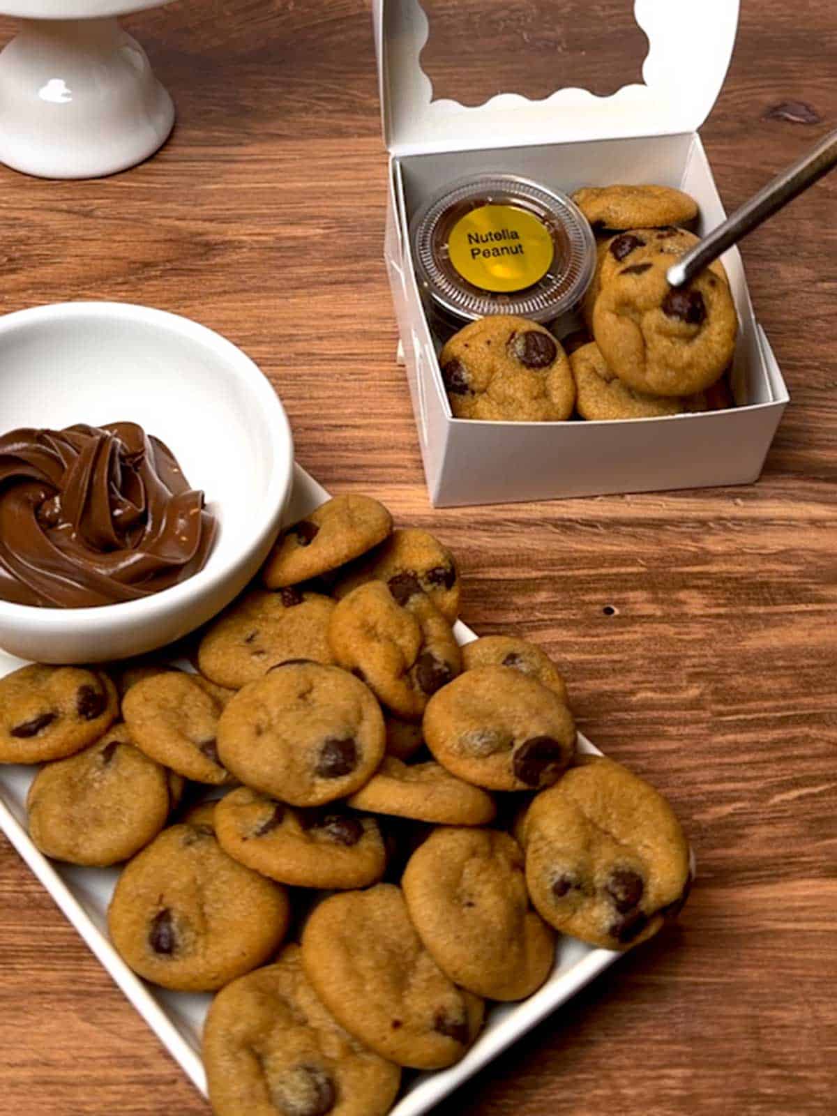 Adding cookie to box.